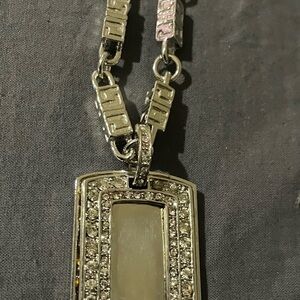 Elegant Silver Necklace with Crystal Accents